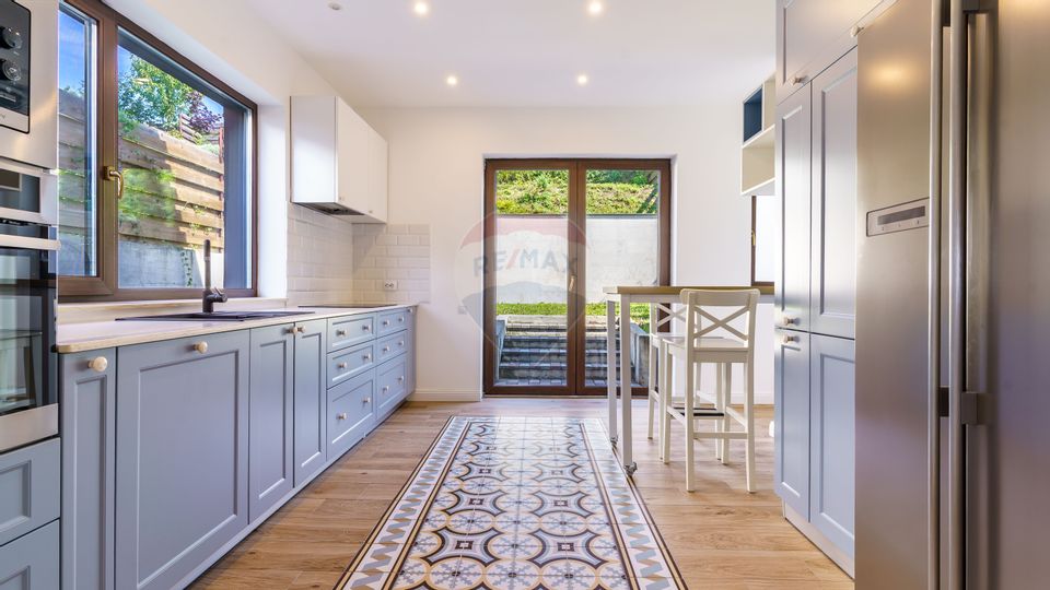 Duplex utilat si mobilat modern | 162 mp utili | garaj | panorama