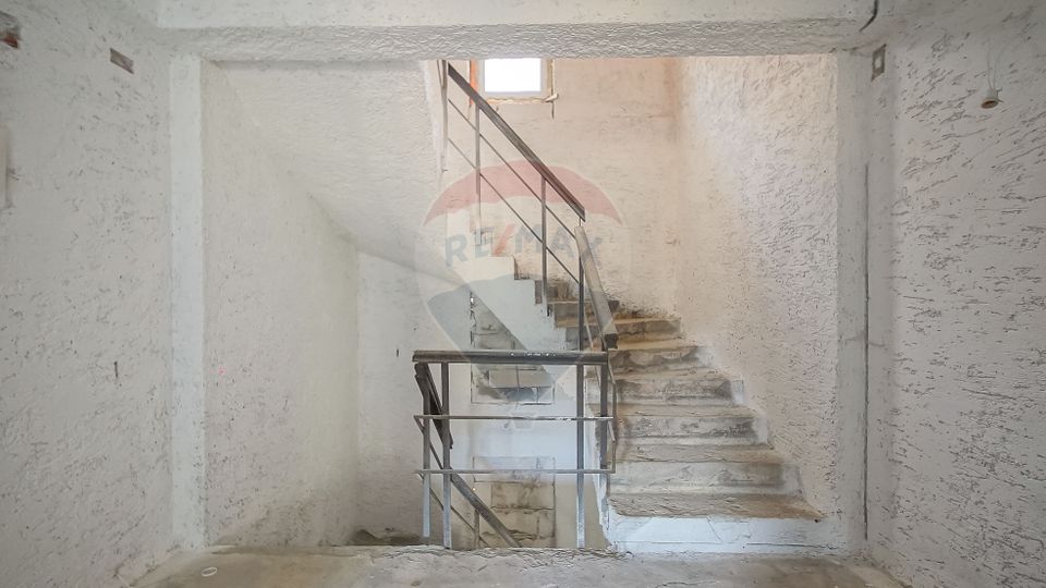 Investiție: Pensiune + Casă lemn, priveliște superbă, 0% Comision