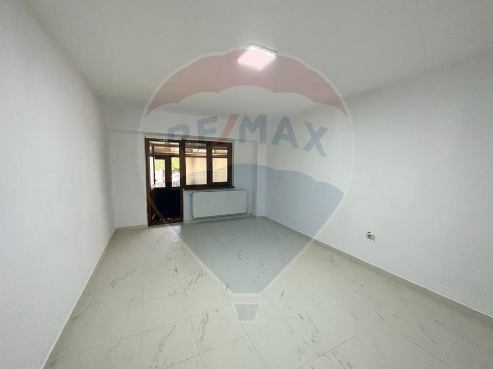 100sq.m Commercial Space for rent, Stefan cel Mare area