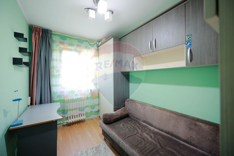 3 room Apartment for sale, Valenta area