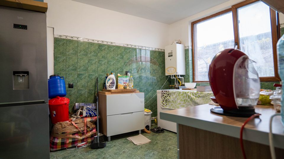 Vanzare casă 4 camere cu curte, Chitila la 3 minute de școală