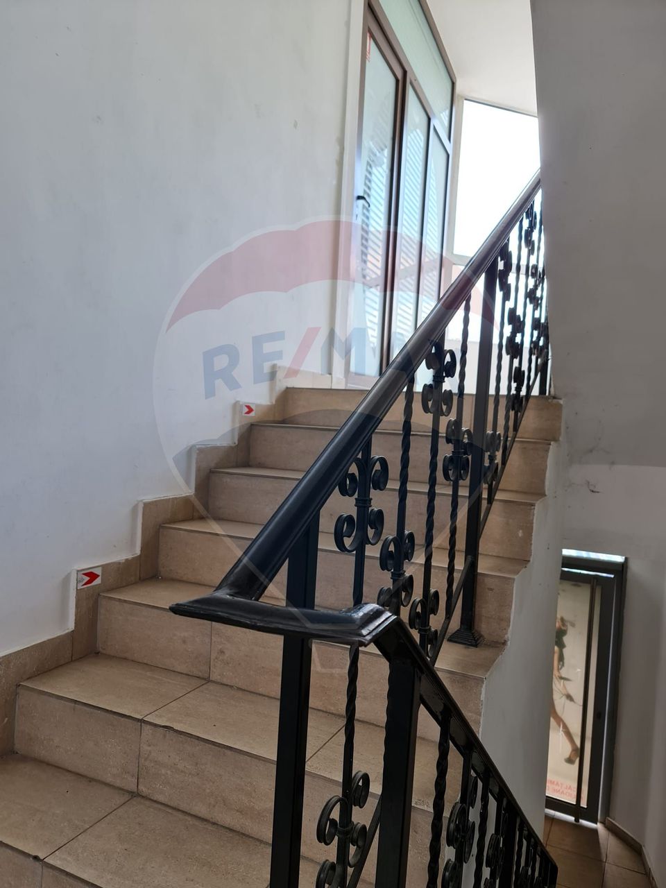 37sq.m Commercial Space for rent, Tiglina 2 area