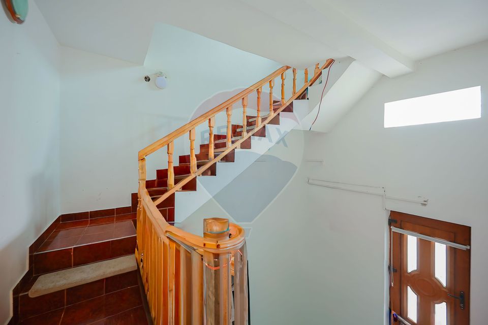 Casă de vânzare în zona Calea Clujului, Str. Tileagdului