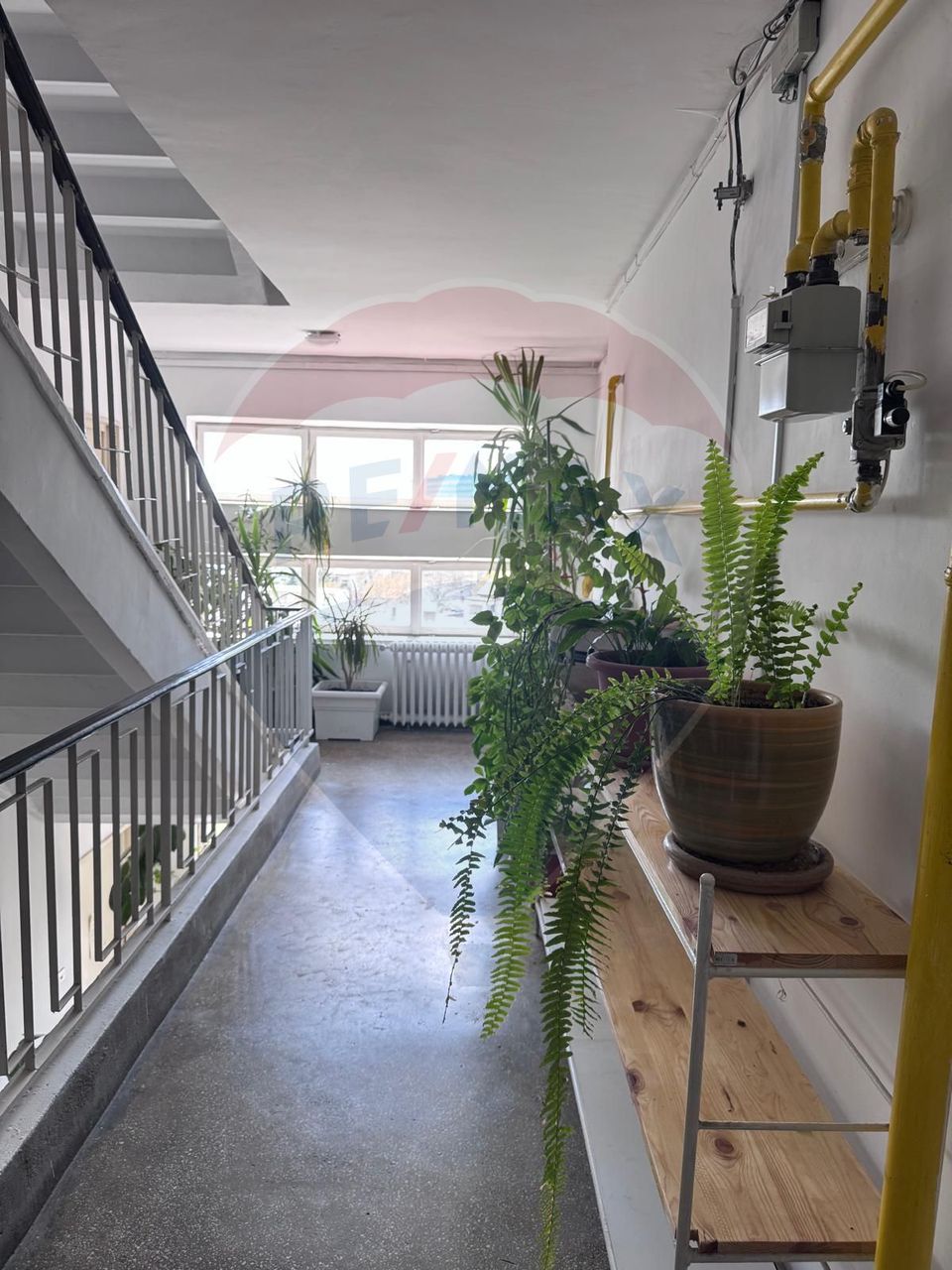 Apartament 2 camere - de inchiriat langa Marriott - centrala proprie