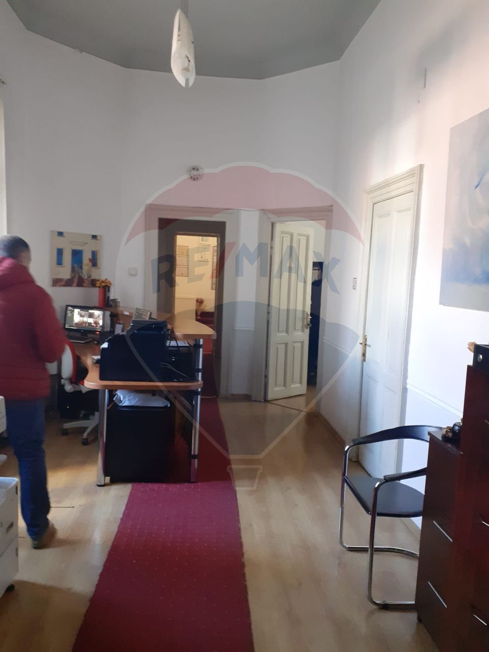 Spațiu de birouri/comercial -  parter+demisol /P+E+M, 360 mp, Unirii