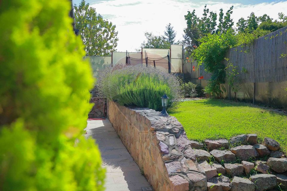 24 room Hotel / Pension for sale