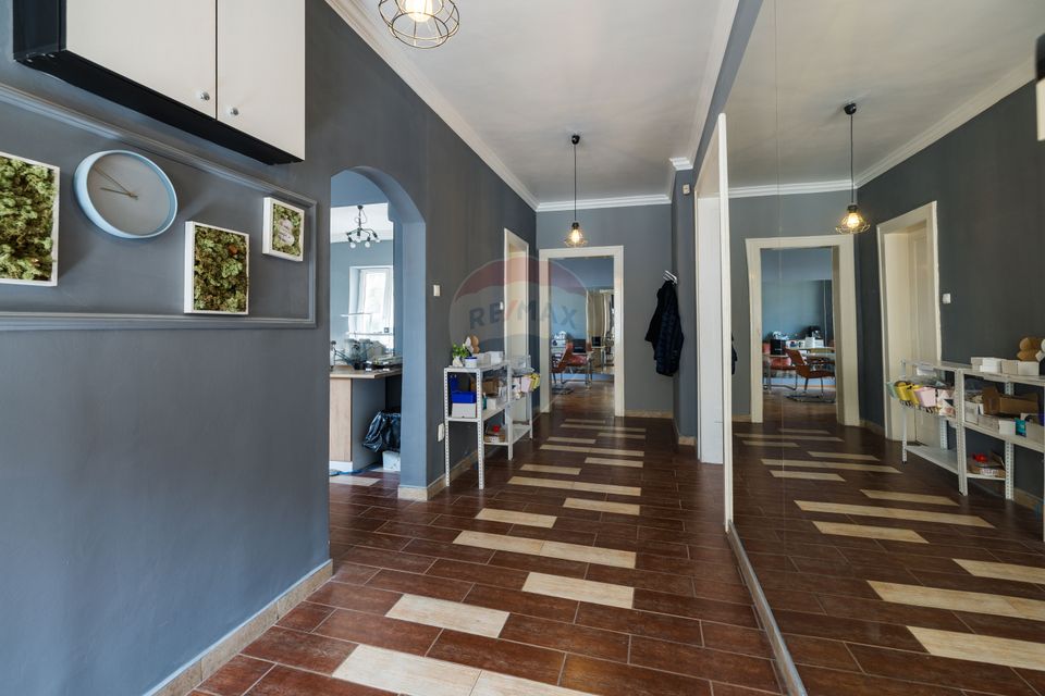 Office space Brasov Civic Center AFI Mall 200 sqm D + M