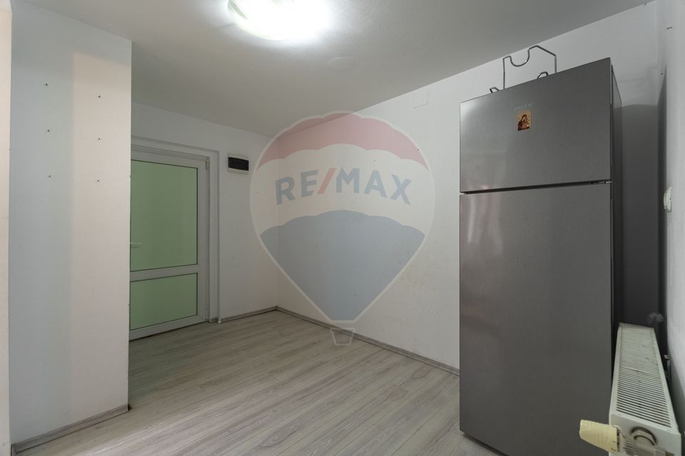 Garsonieră de închiriat– Strada Republicii 31/ Comision 0%