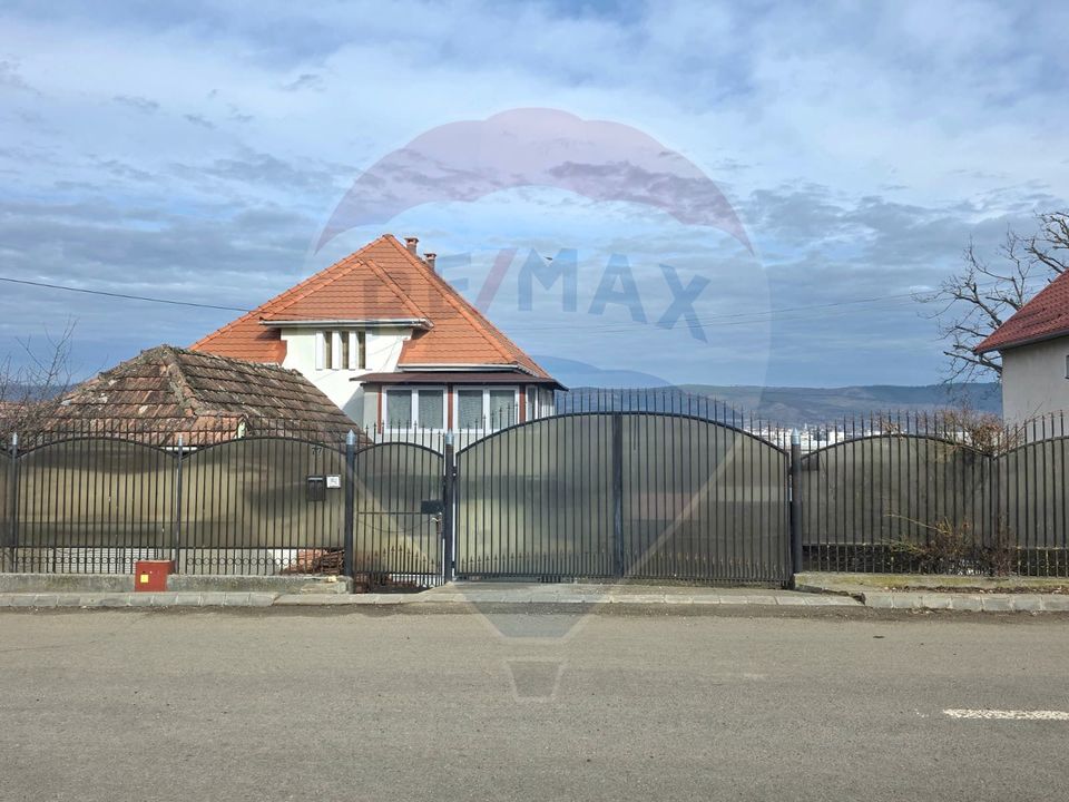 4 room House / Villa for sale, Sud area