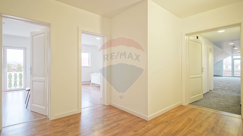 COMISION 0|VILA  STUPINI – 1.400 MP TEREN, 295 MP UTILI