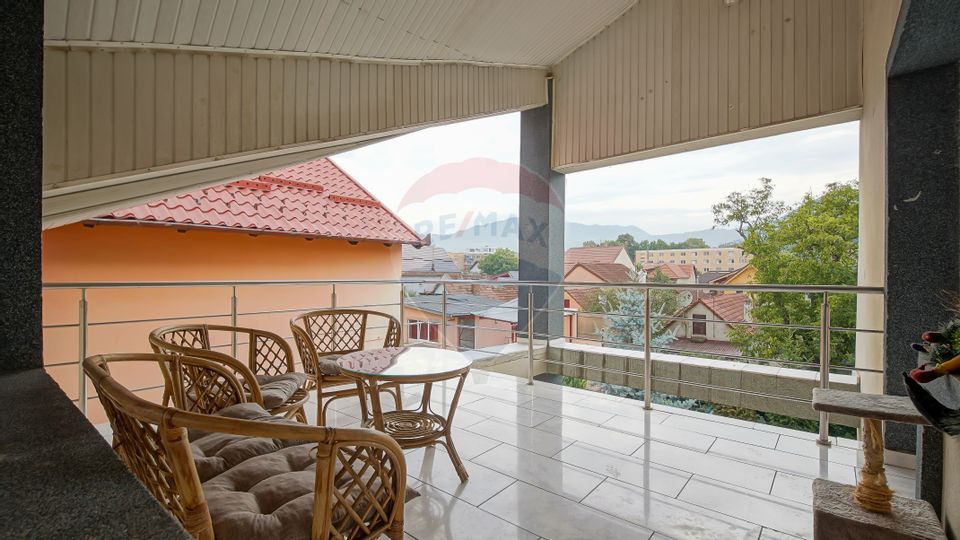 Hotel / Pensiune cu 14 camere/strada Tomis