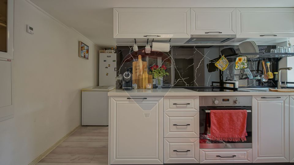 Casă / Vilă Săsească cu 6 camere de vânzare in Vulcan, Brasov