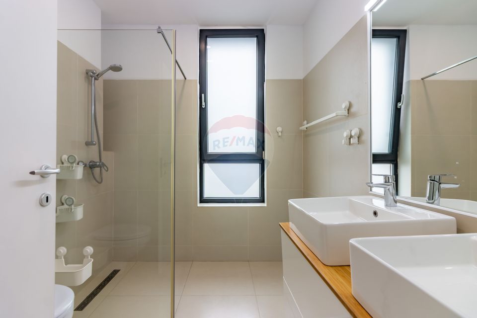 Casă / Vilă de vanzare la intrare in Tunari, toate utilitatile