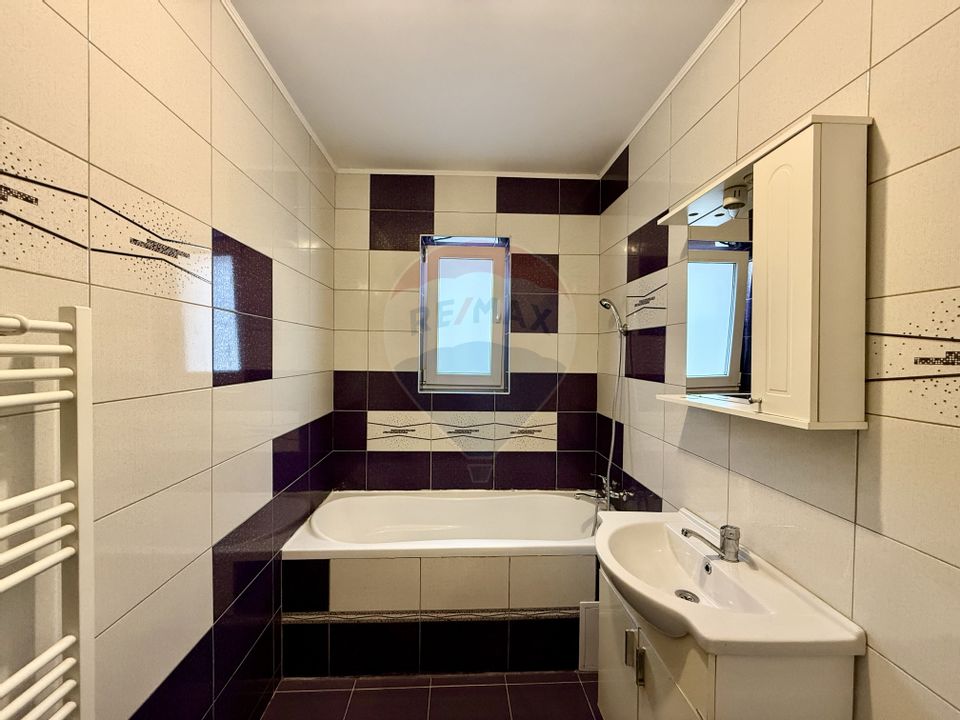 Apartament cu 2 camere decomandate pe str. Eroilor, Floresti