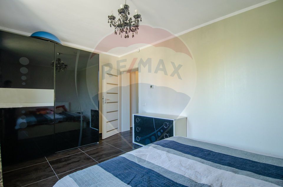 5 room House / Villa for sale