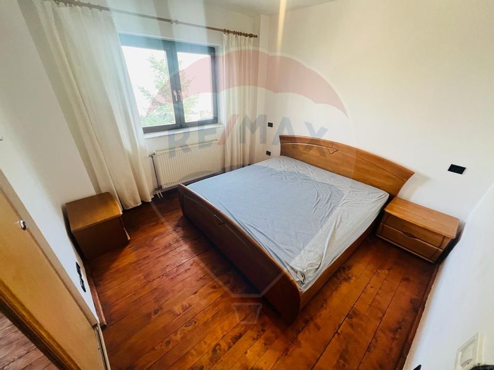 Apartament ultracentral de închiriat cu 2 camere decomandate