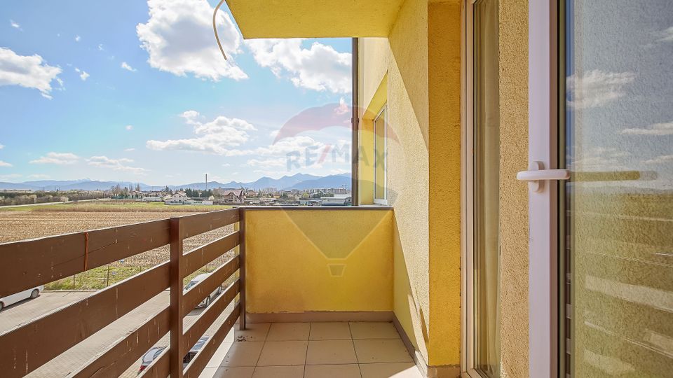 Apartament 2 Camere Subcetate - Mobilat, Parcare, Liniște lângă Brașo