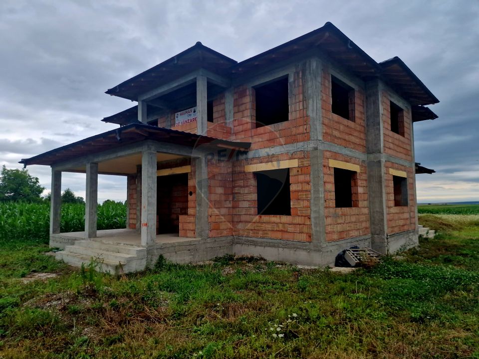 Casă Nouă cu Teren Generos – Borlești, Neamț