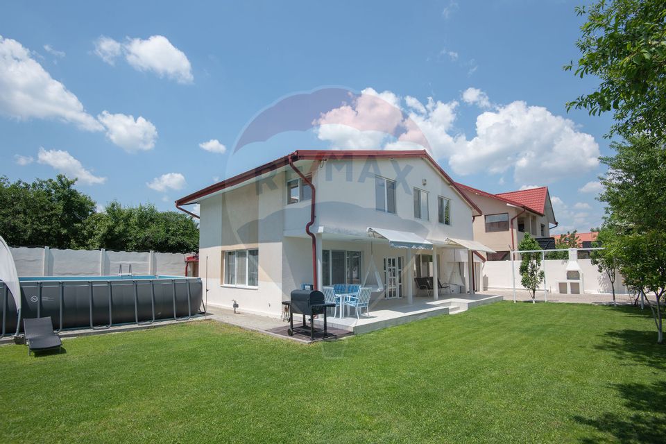 Casa de vanzare   |   4 camere   |  Domnesti