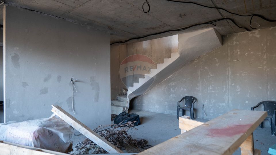 Pantelimon - vanzare vila spatioasa P+Et1+Et.2 str. Walter Maracineanu