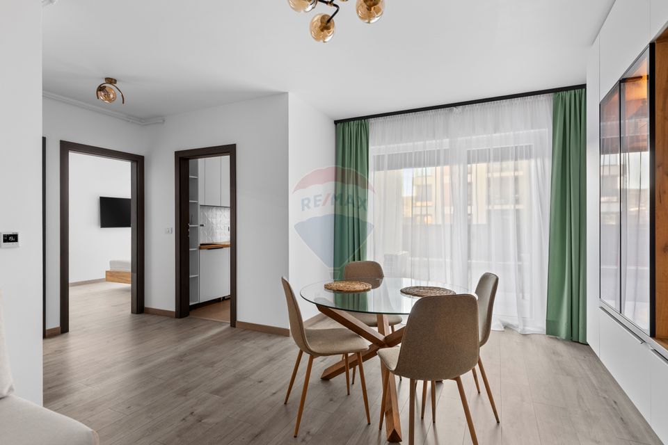 Apartament modern 3 camere cu terasă generoasă de 69 mp – Adora Park