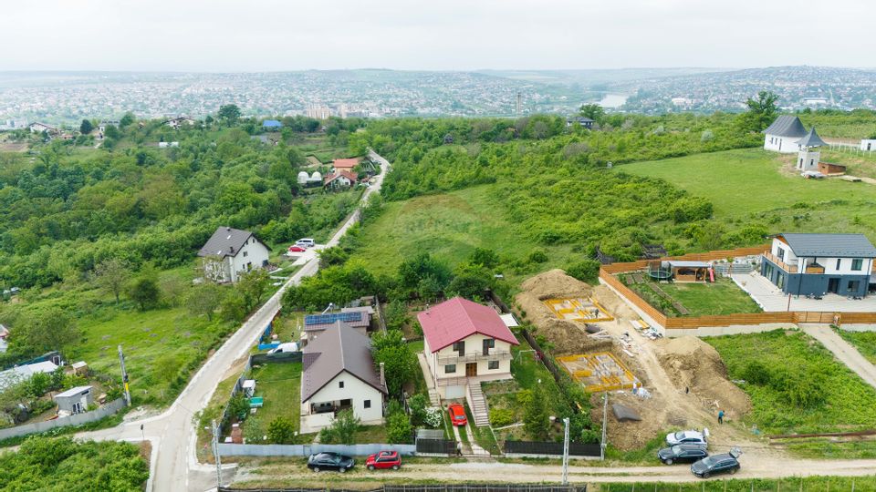 5 room House / Villa for sale