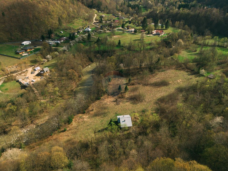 Land 30,283sqm Cazaci / Strada Principala DC 135