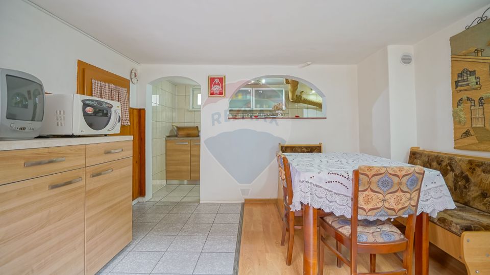 5 room House / Villa for sale, Cernatu area