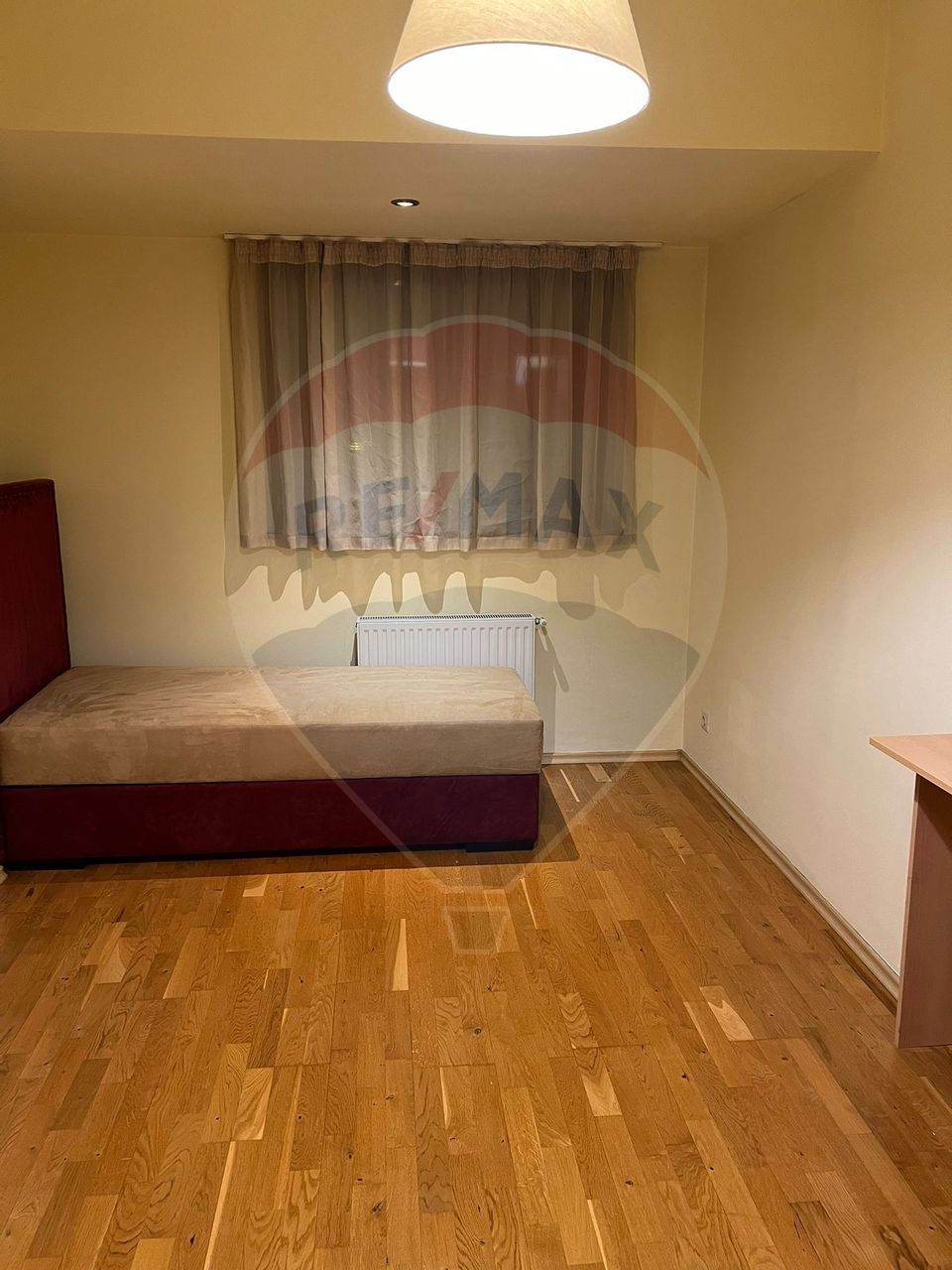 Apartament 3 camere de inchiriat zona Herastrau