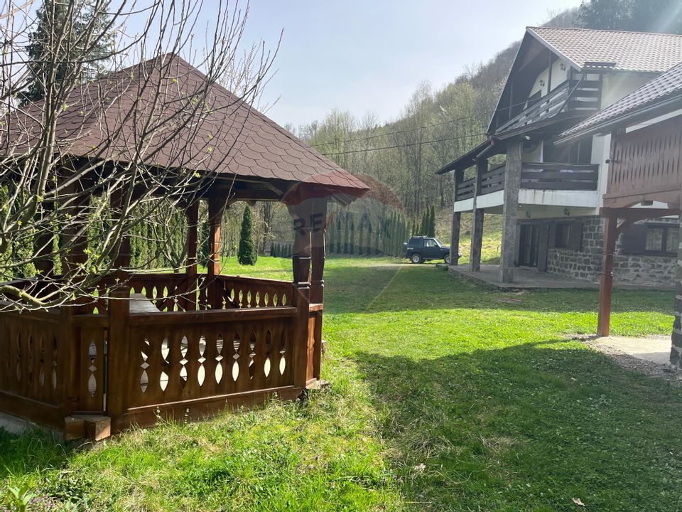 6 room Hotel / Pension for sale