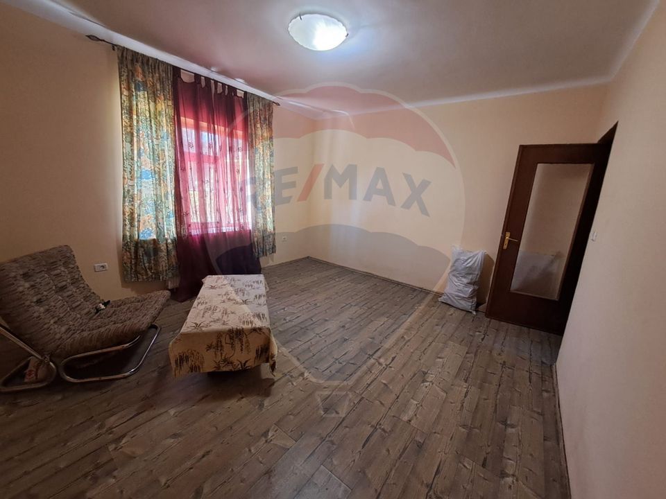 2 room Apartment for sale, Sud area