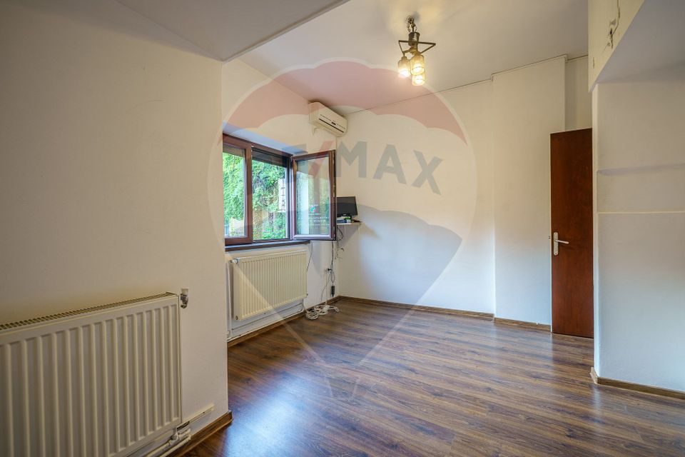 REZERVAT! Apartament cu 3 camere boxa si garaj - Matei Voievod