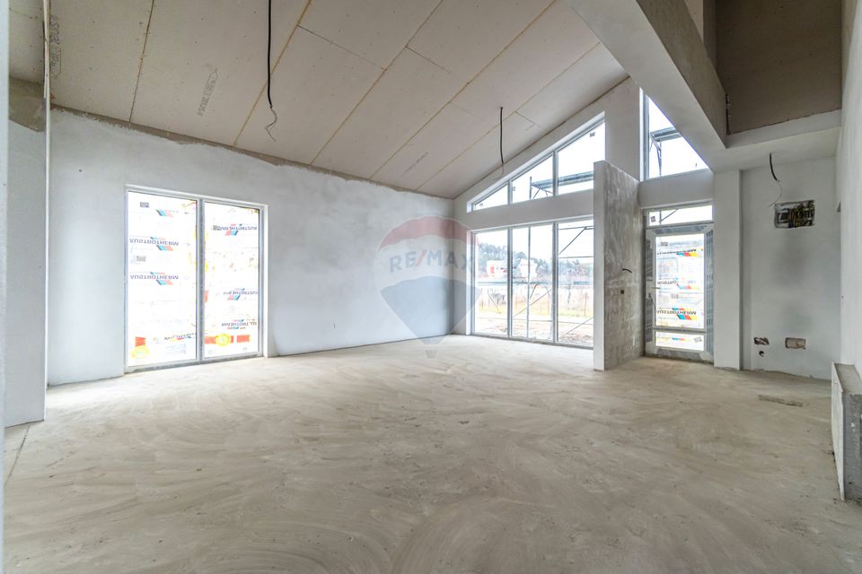 COMISION 0% | CASA 5 CAMERE| DE VANZARE|800MP TEREN| TOATE UTILITATILE