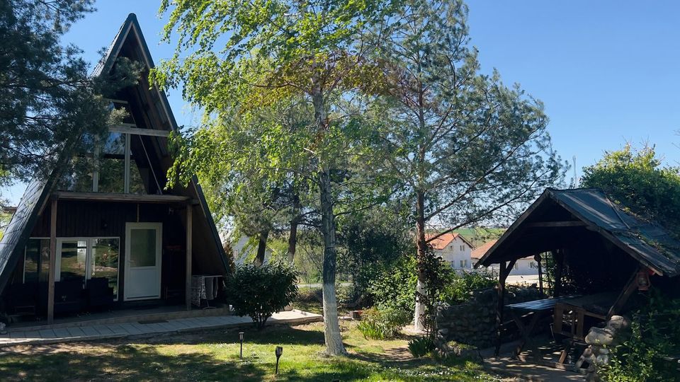 Casă / Vilă cu 4 camere de vânzare