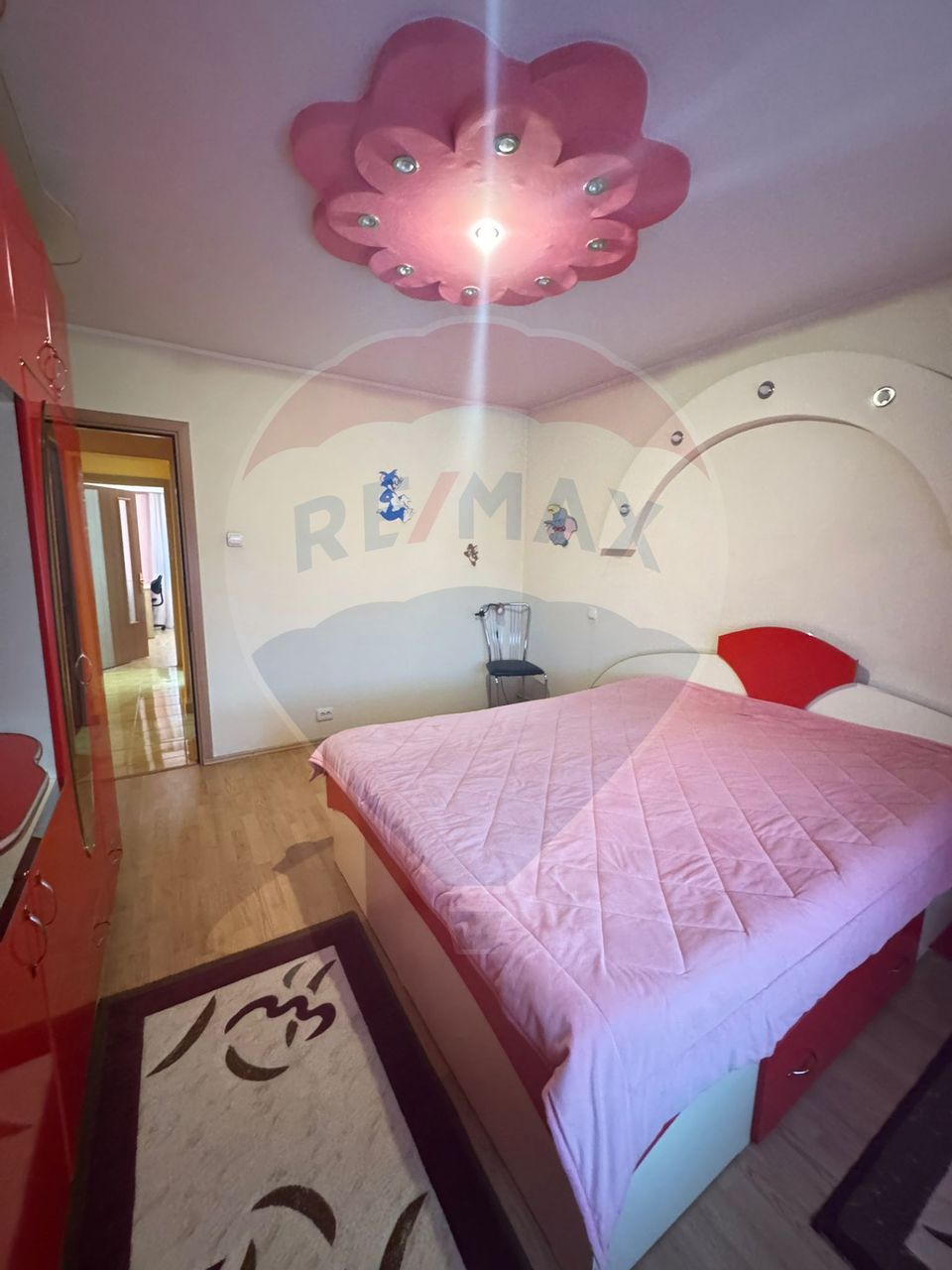 3 decomandate spatios, liber, central, Infratirii, Mc Donalds