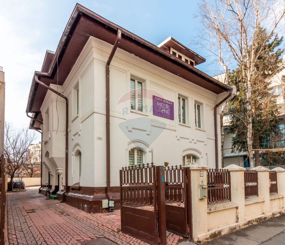 12 room House / Villa for sale, Cotroceni area