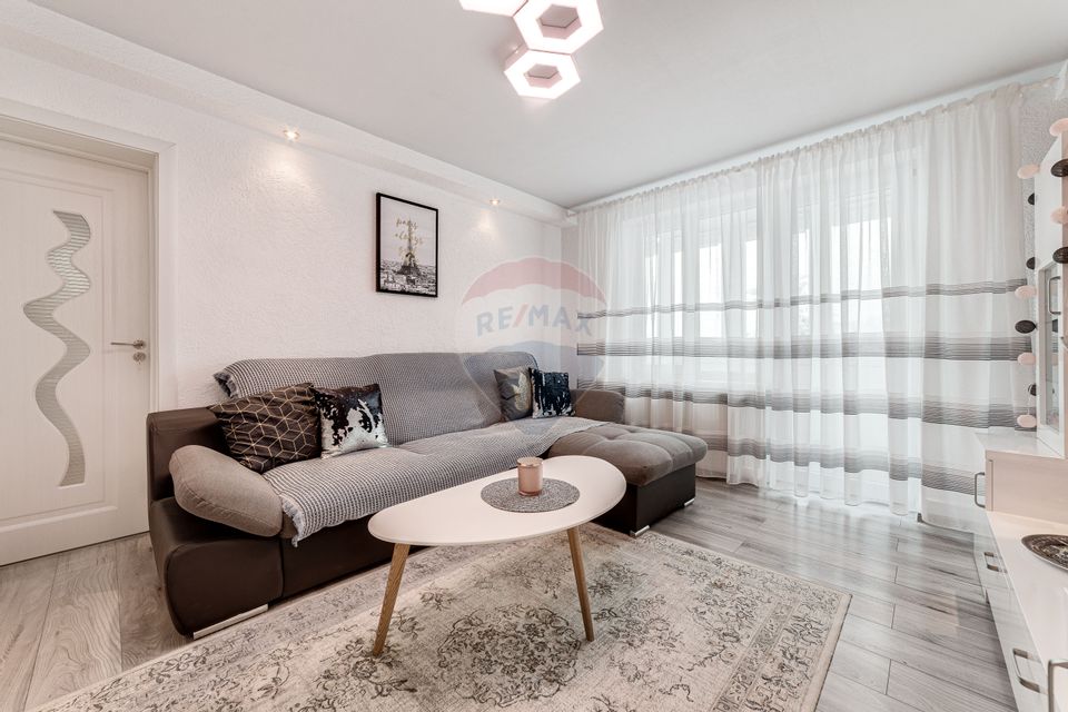 Apartament de închiriat 3 camere, zona Podgoria, 101 mp