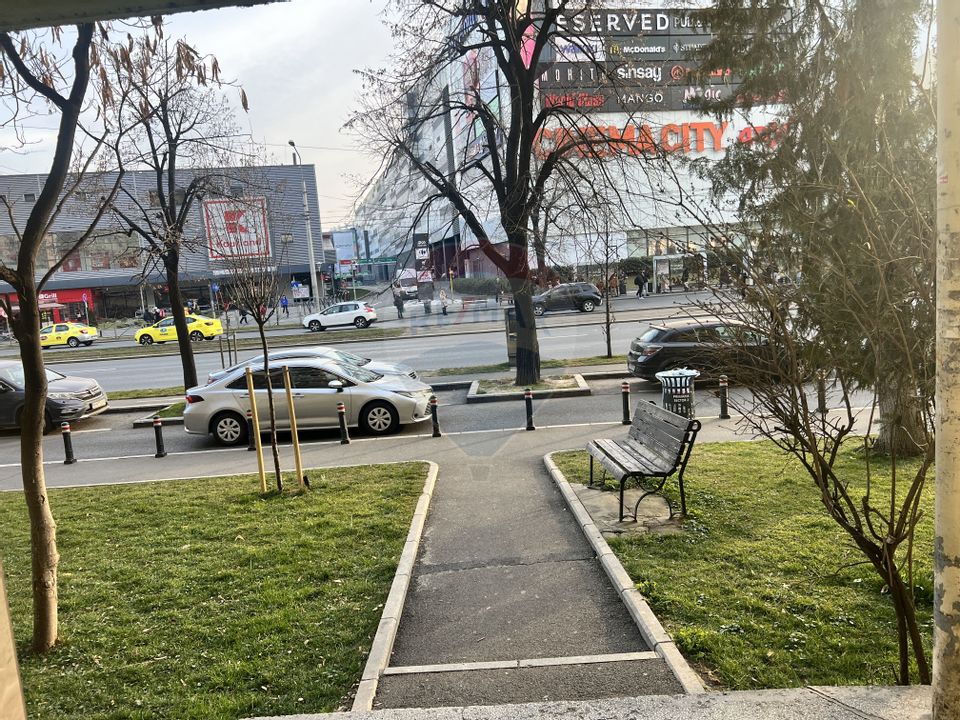 Garsonieră Decomandată– Locație Excelentă vis a vis Mega Mall