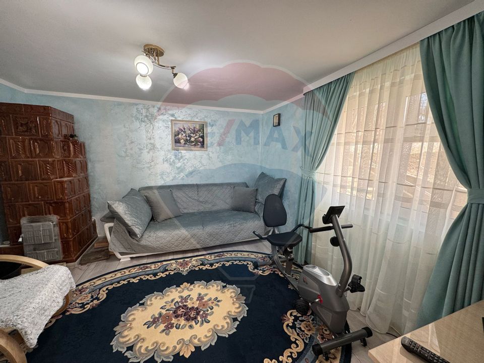 6 room House / Villa for sale