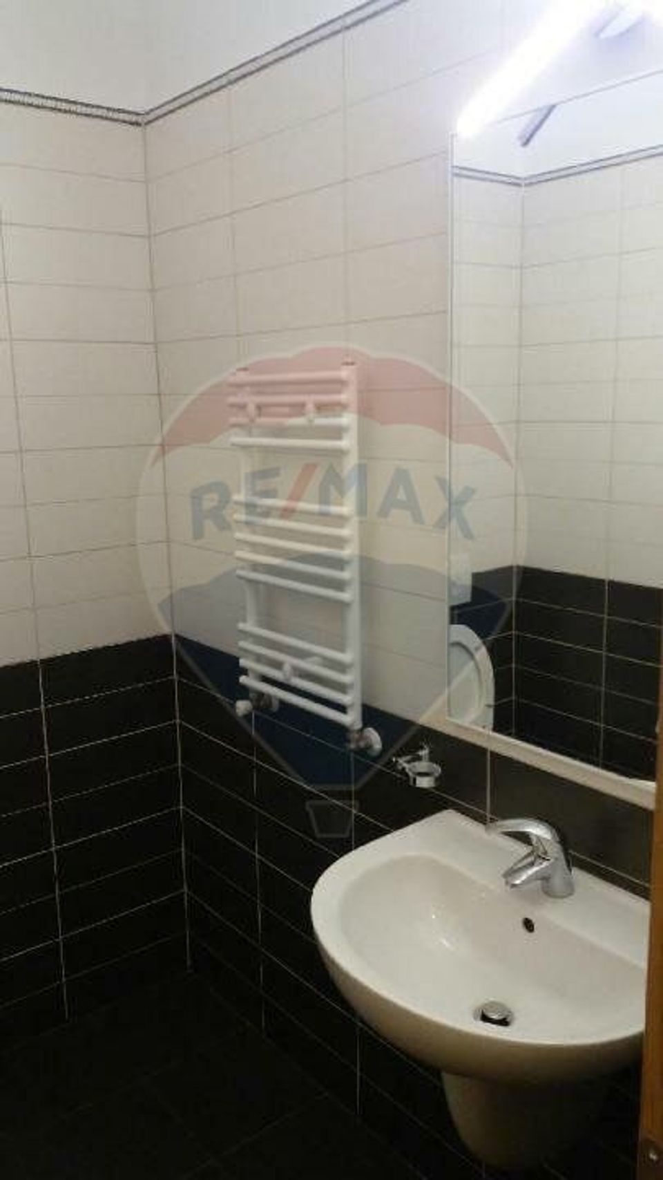 Închiriere apartament 2 camere zona Parcul Carol – Complex Serena