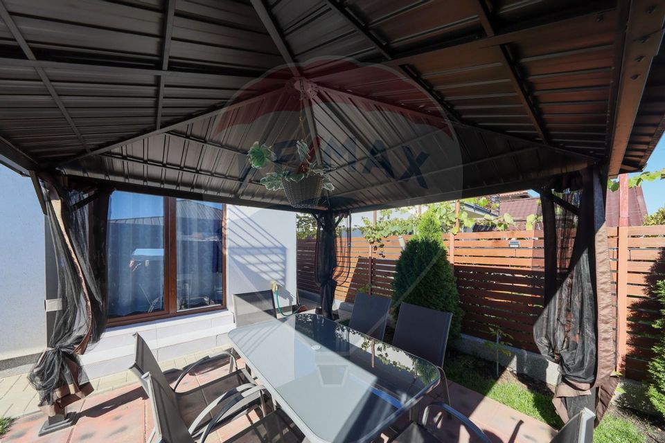 Vila mobilata modern, piscina, zona de interes Ghimbav!