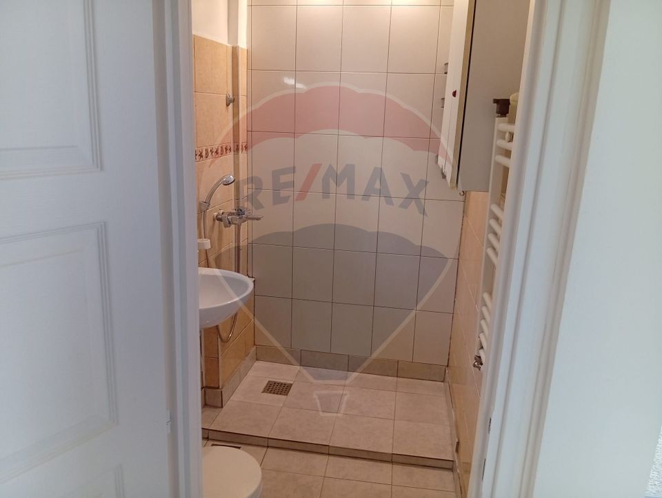 2 room Apartment for rent, P-ta Romana area