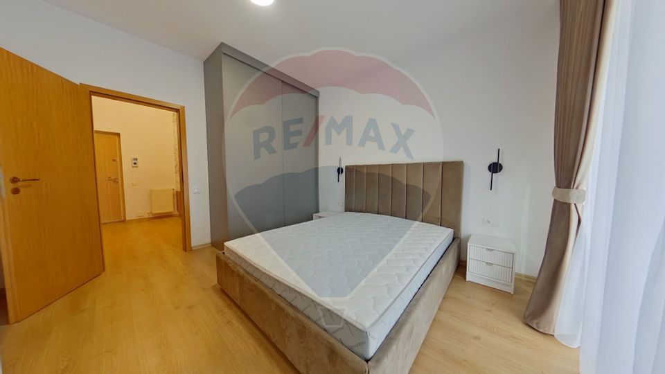 Apartament 3 camere, 2 balcoane, prima inchiriere, Agricultorilor 1