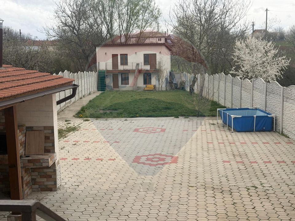 12 room House / Villa for sale, Central area