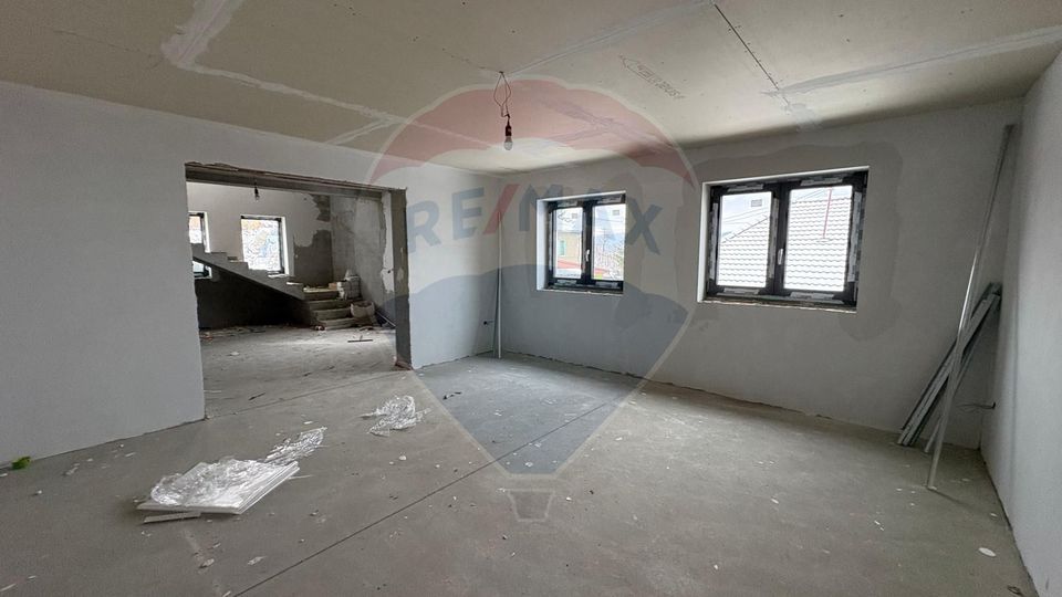 Casa noua, premium, cu panoramă superbă asupra orașului