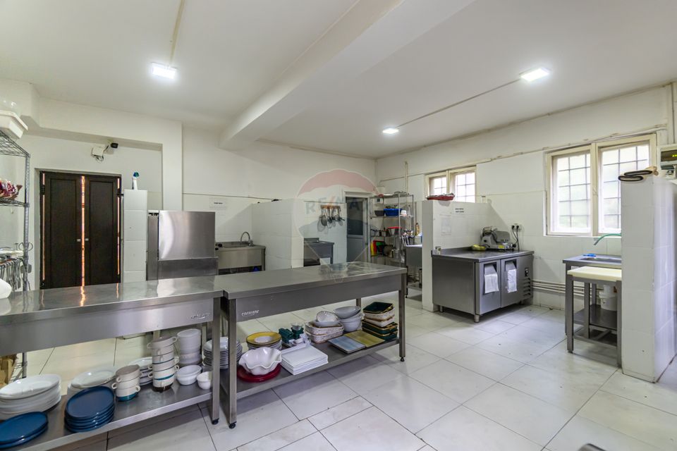 HOTEL "CERBUL CHALET" de vânzare/ zona Râsnov-Pârâul Rece