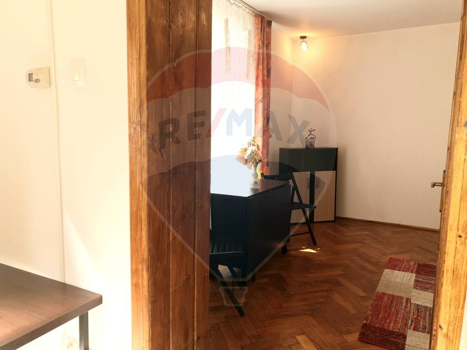 Apartament 1 camera centru acces curte