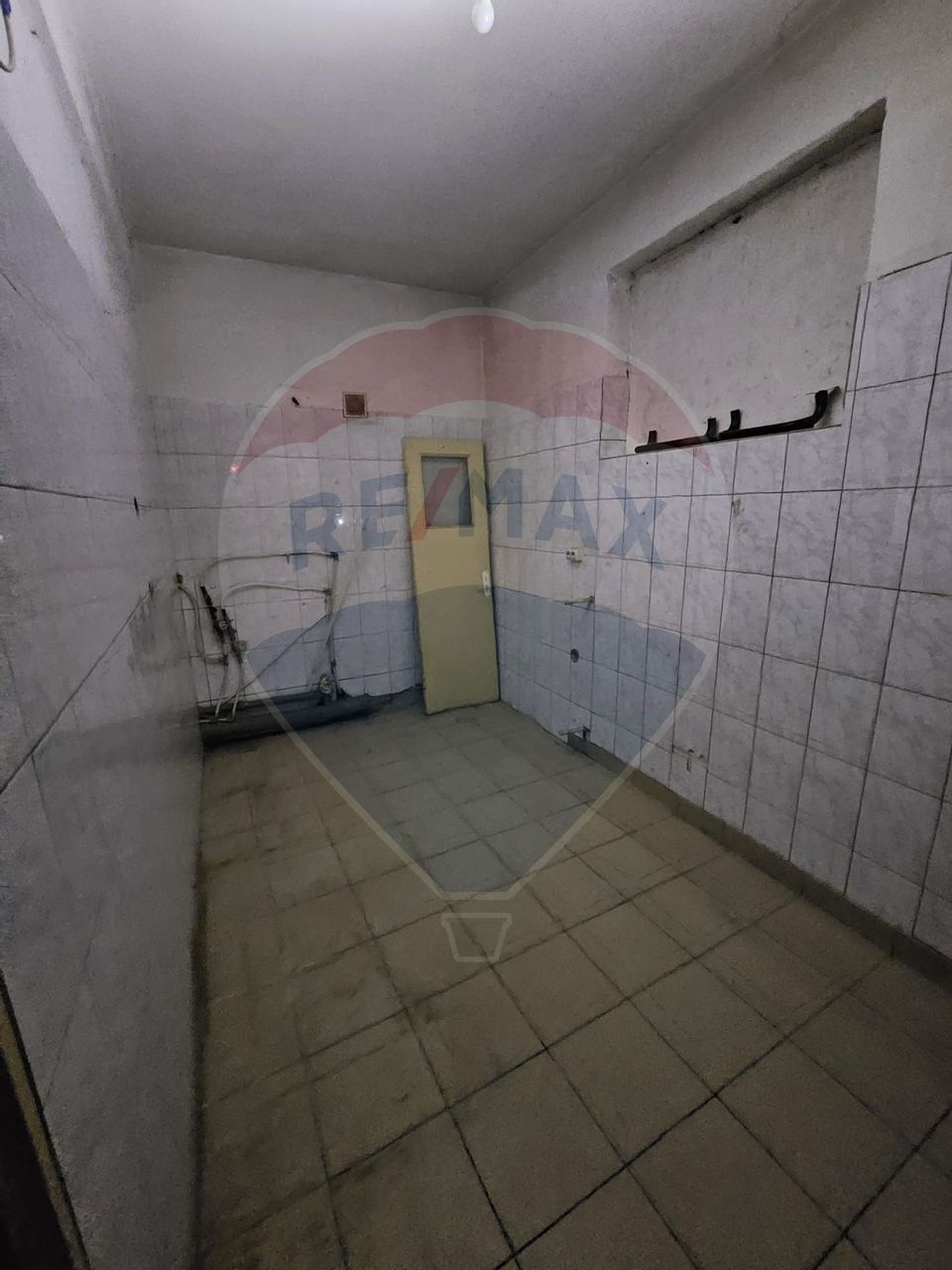 42.63sq.m Commercial Space for rent, Ultracentral area