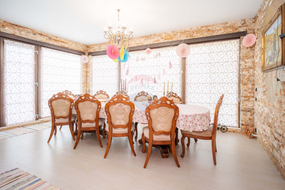 0% Comision - VILA de LUX de vânzare – Cu iaz natural