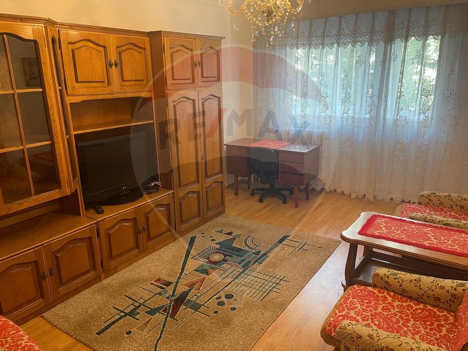 Apartament de inchiriat, zona Universitatea Constantin Brancoveanu